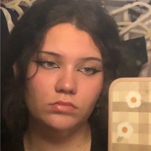 Meet your Posher, Kaylea